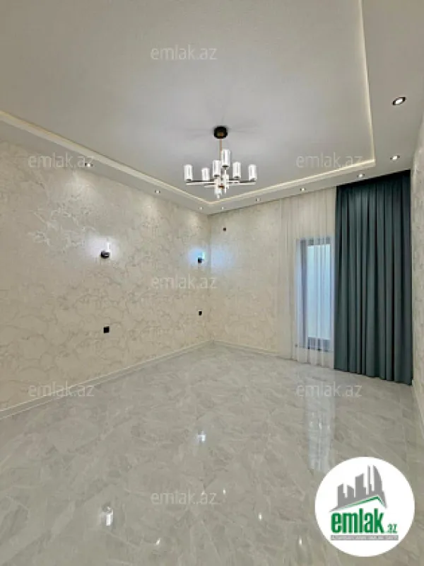 Satılır 4 otaqlı mənzil 160 m²