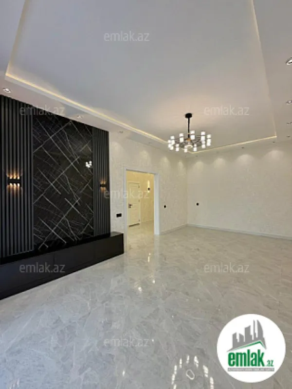Satılır 4 otaqlı mənzil 160 m²