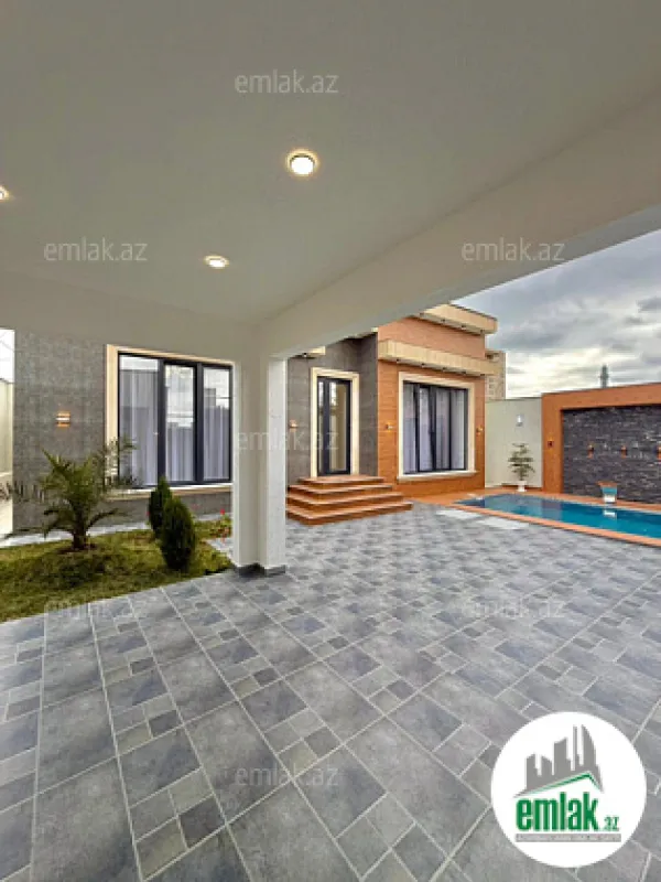 Satılır 4 otaqlı mənzil 160 m²