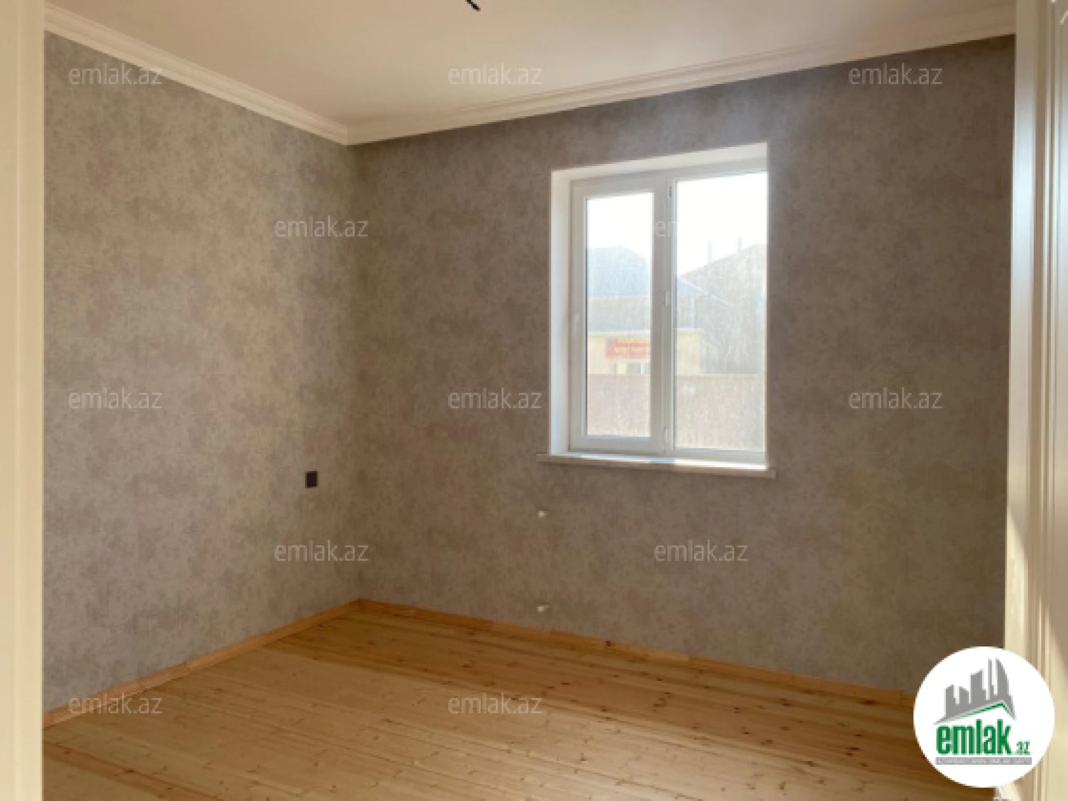 Satılır 3 otaqlı həyət evi 100 m²