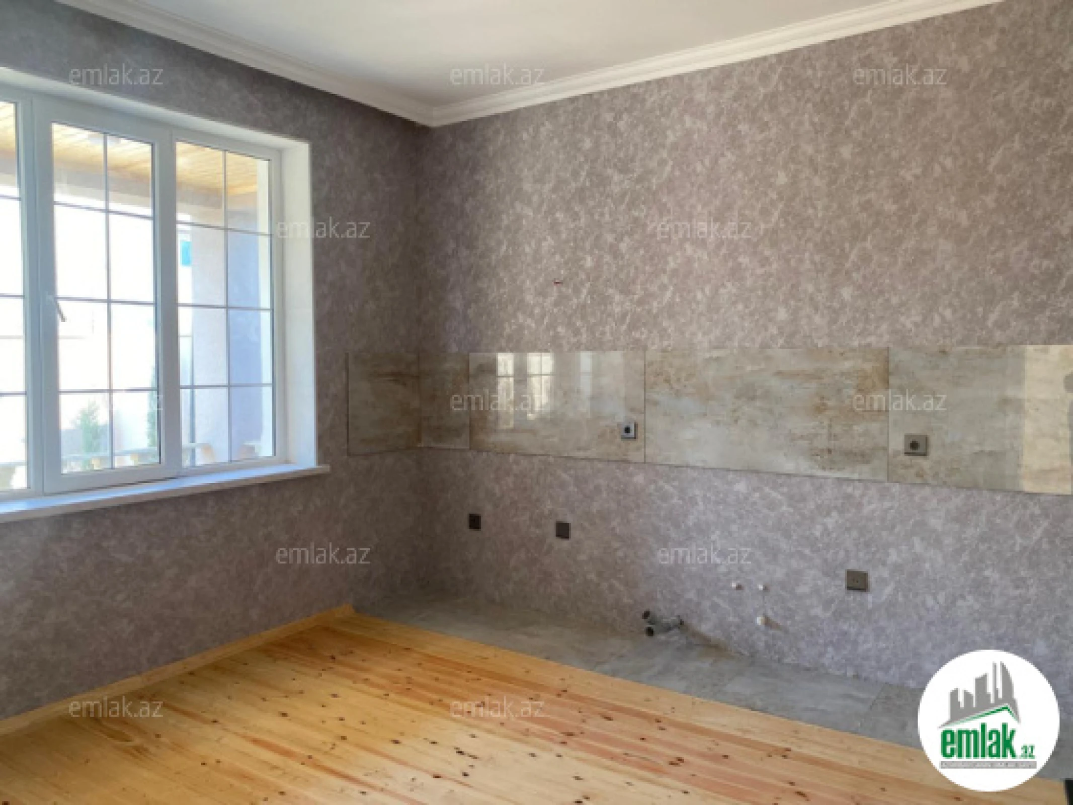 Satılır 3 otaqlı həyət evi 100 m²