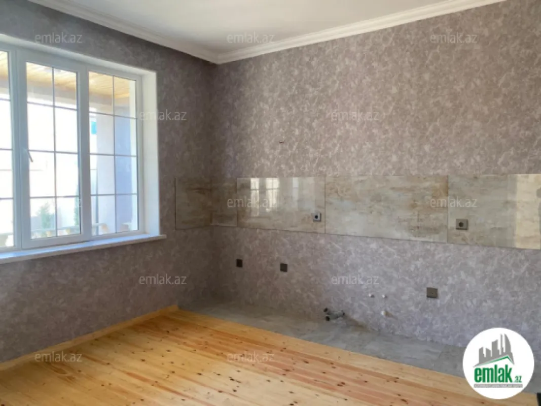 Satılır 3 otaqlı həyət evi 100 m²