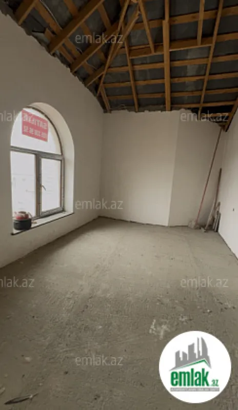 Satılır 7 otaqlı mənzil 150 m²