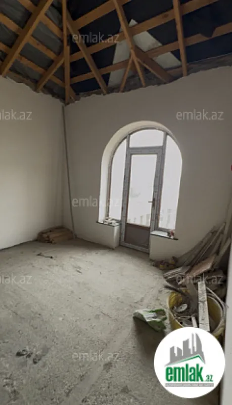 Satılır 7 otaqlı mənzil 150 m²