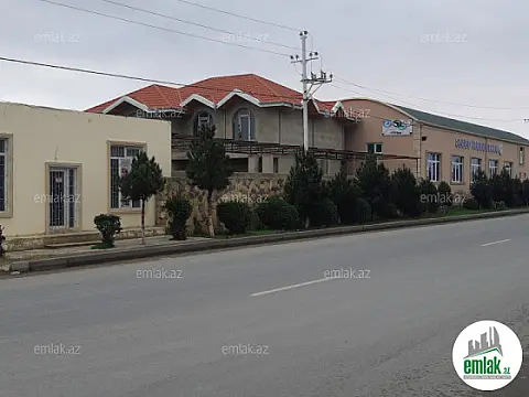 Satılır 7 otaqlı mənzil 150 m²
