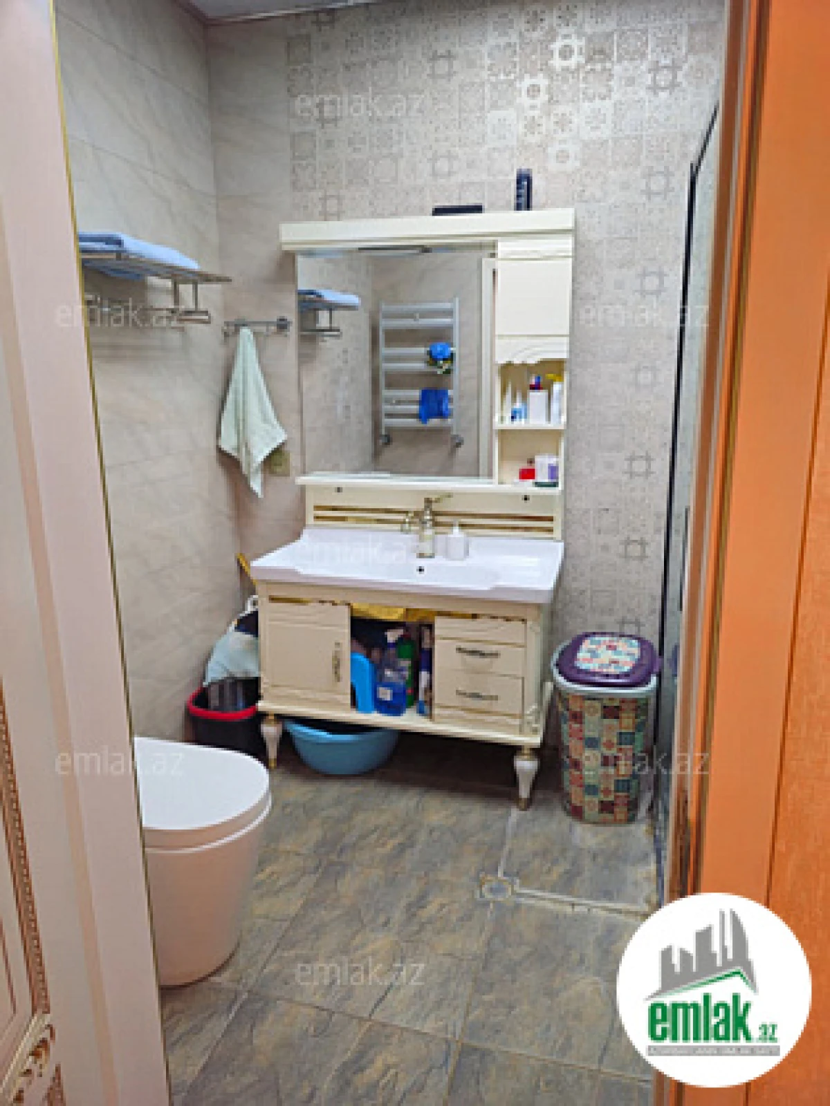 Satılır 3 otaqlı yeni tikili 130 m²