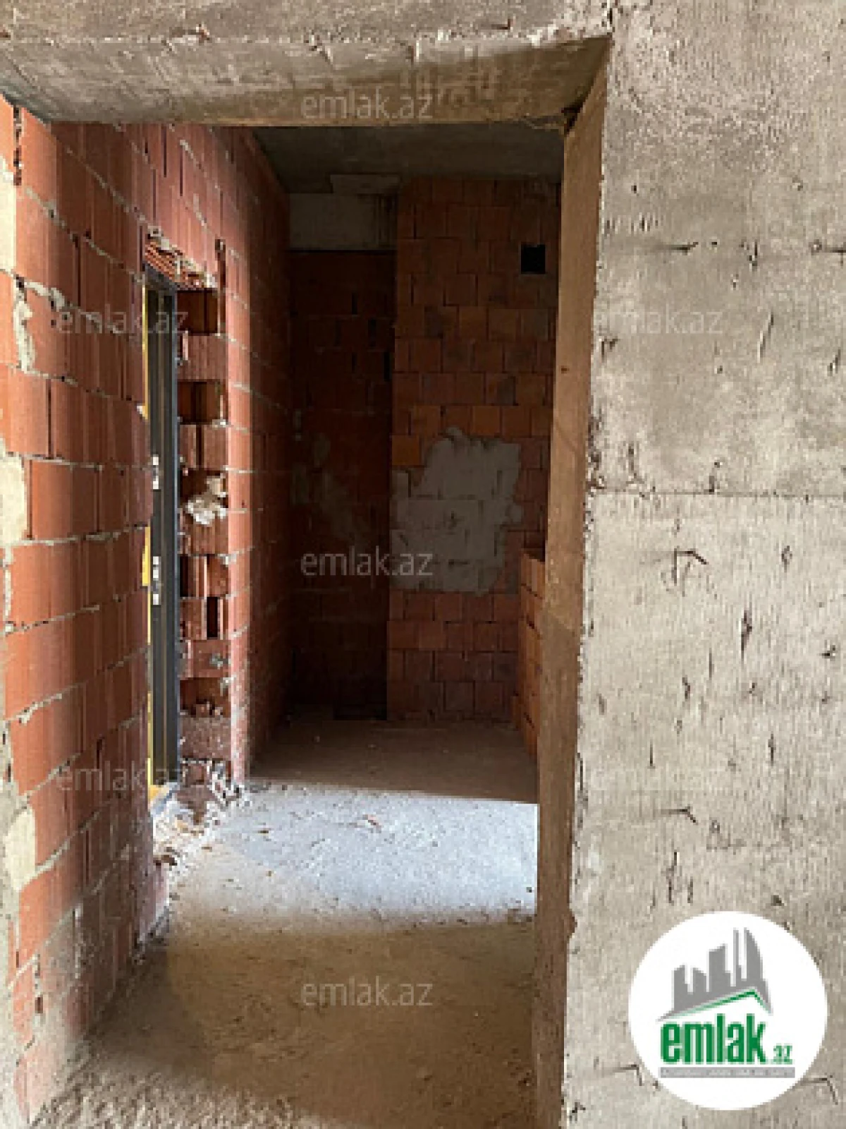 Satılır 2 otaqlı yeni tikili 66 m²