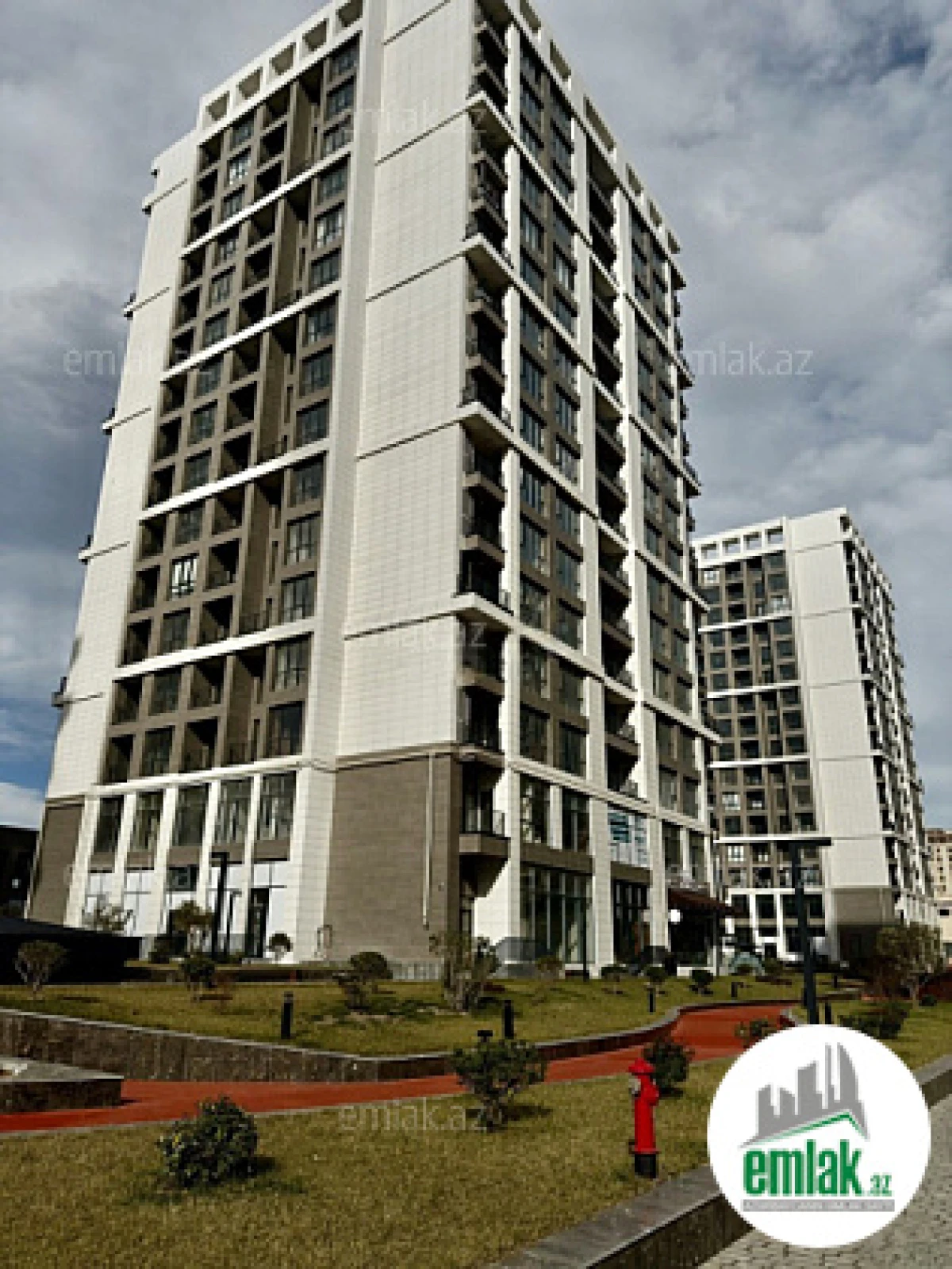 Satılır 3 otaqlı yeni tikili 118 m²