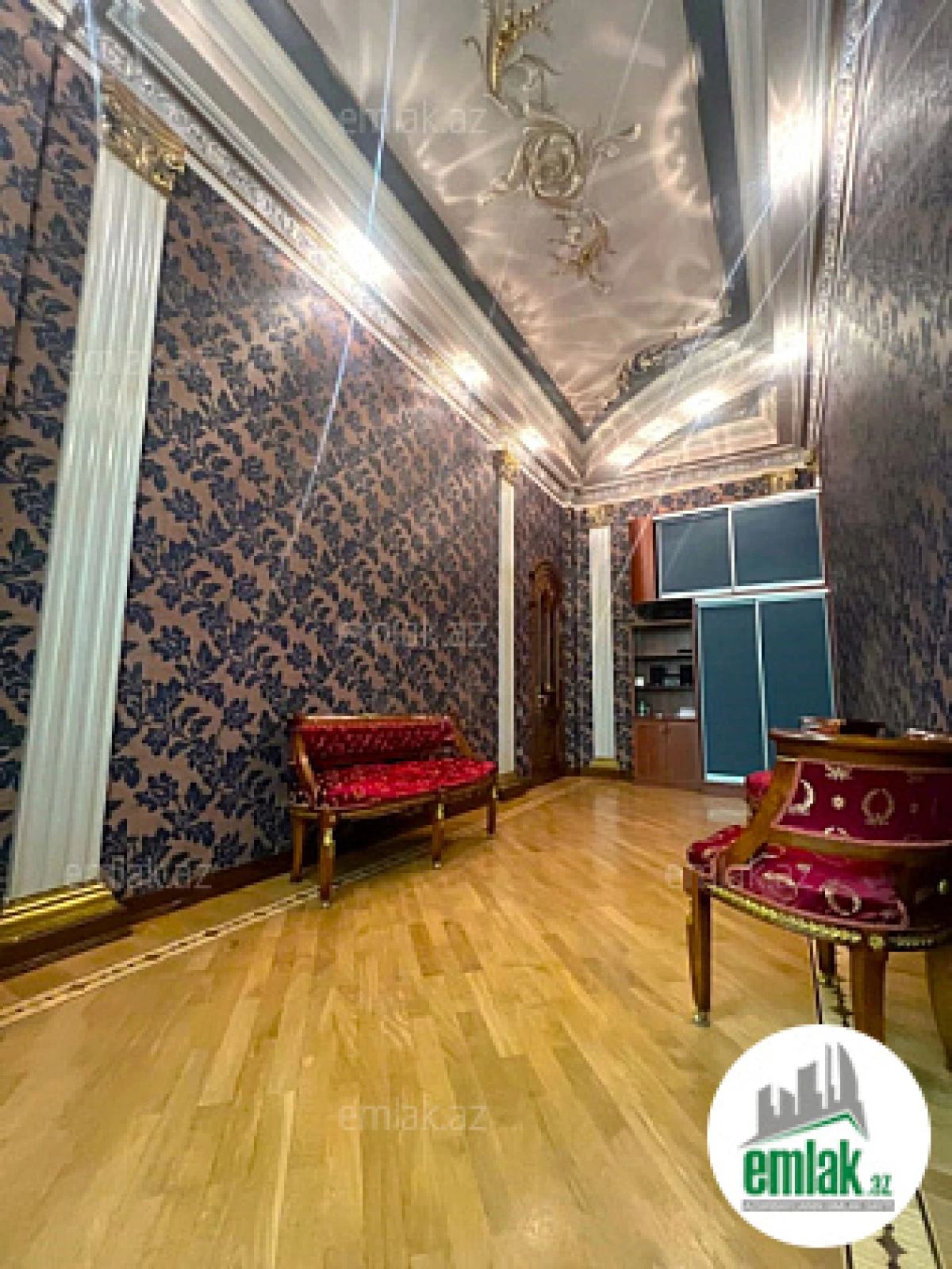 Satılır 3 otaqlı yeni tikili 110 m²