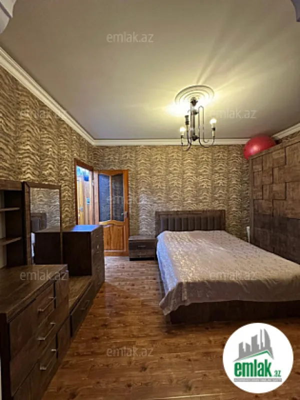 Satılır 3 otaqlı köhnə tikili 60 m²