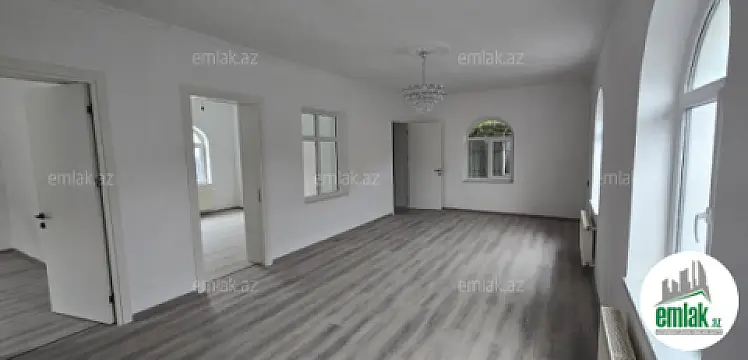 Satılır 3 otaqlı həyət evi 100 m²