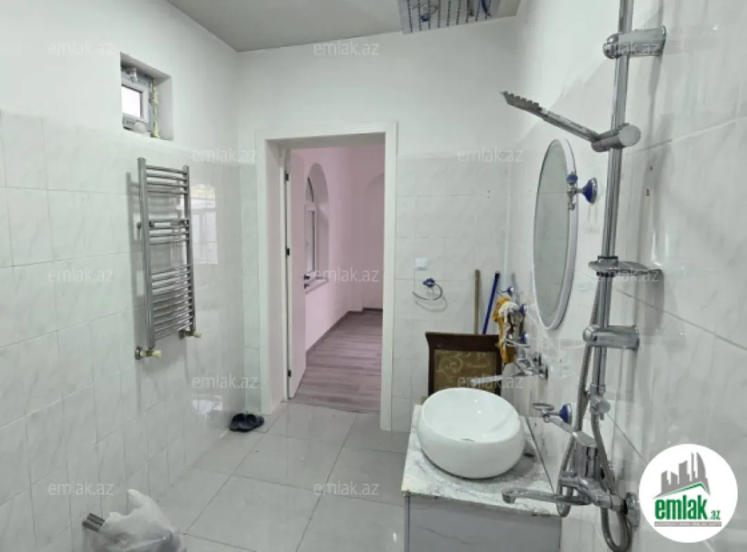 Satılır 3 otaqlı həyət evi 100 m²
