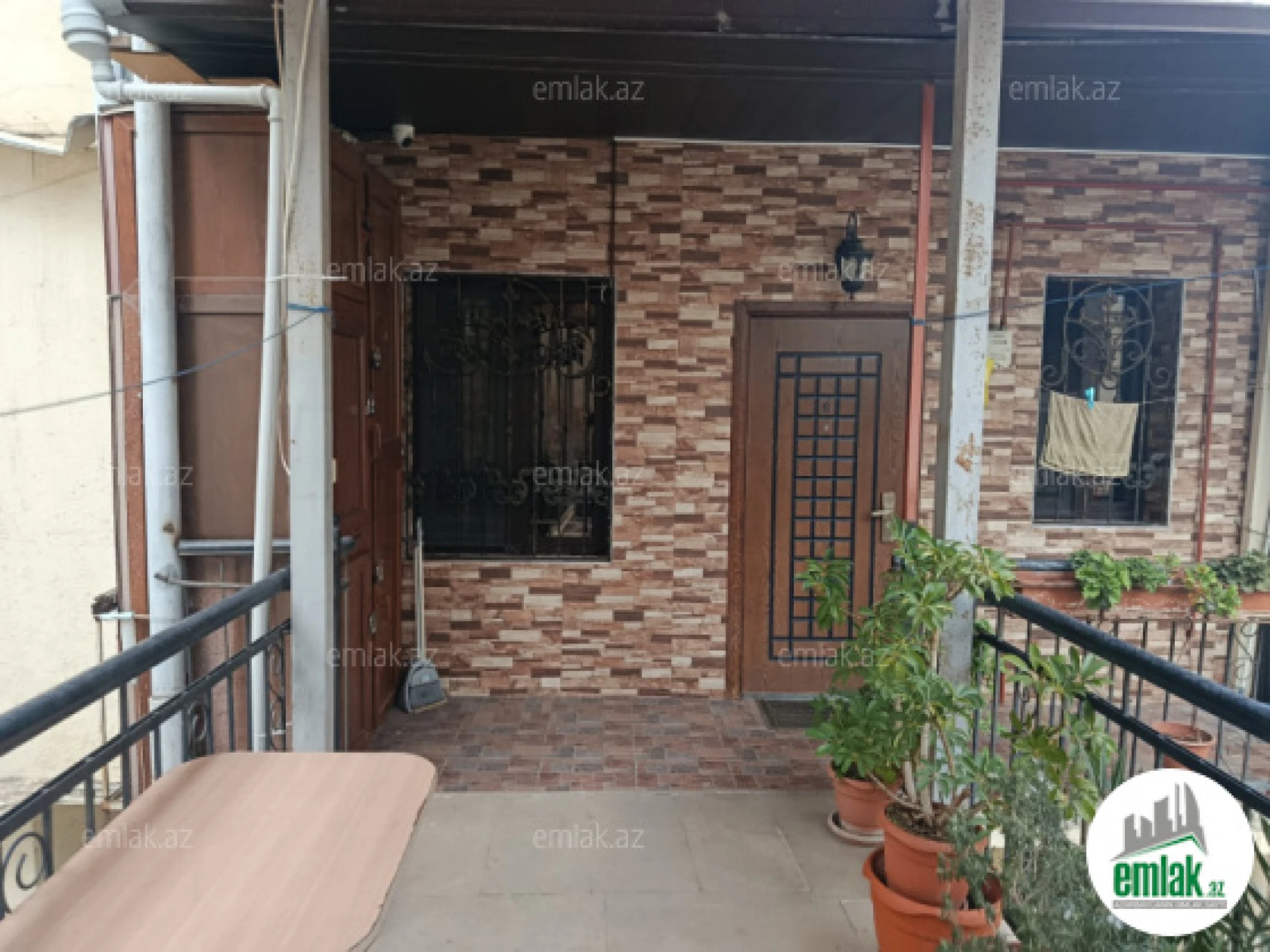 Satılır 2 otaqlı köhnə tikili 46.5 m²