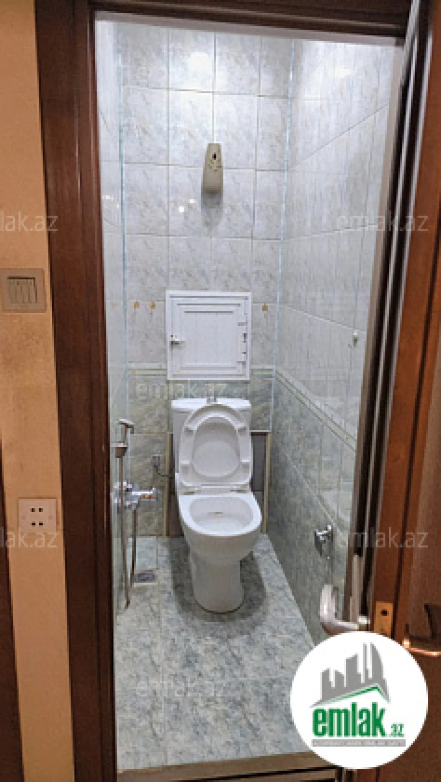 Satılır 3 otaqlı köhnə tikili 80 m²