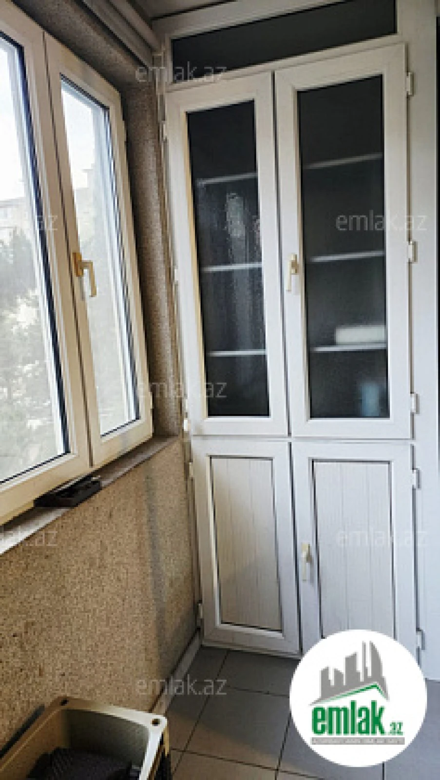 Satılır 3 otaqlı köhnə tikili 80 m²