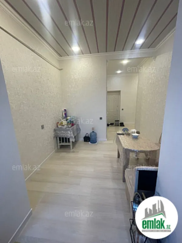 Satılır 3 otaqlı köhnə tikili 70 m²