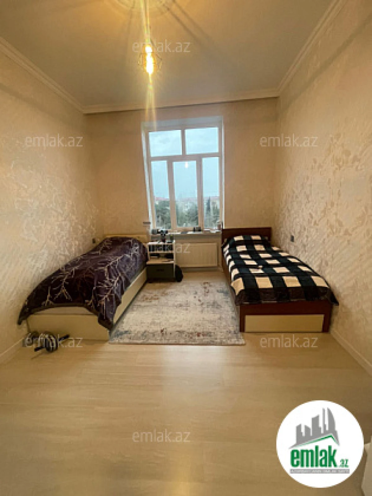 Satılır 3 otaqlı köhnə tikili 70 m²