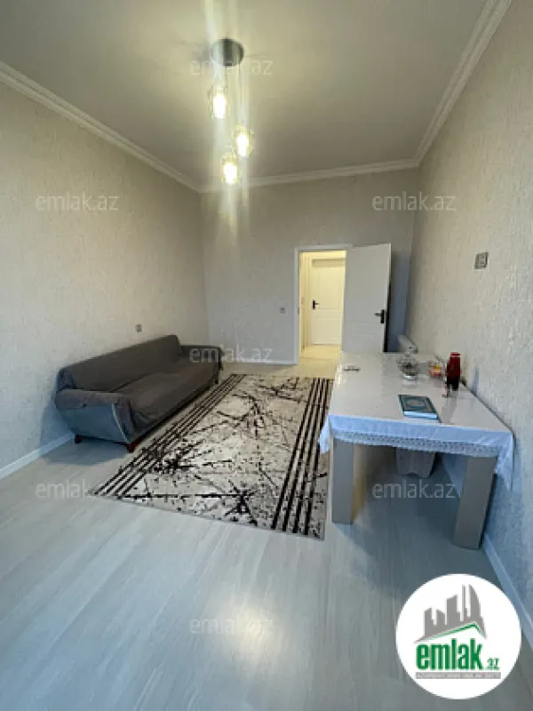 Satılır 3 otaqlı köhnə tikili 70 m²