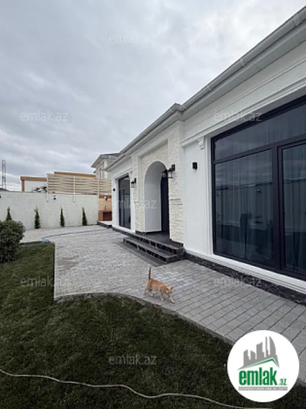 Satılır 4 otaqlı mənzil 120 m²