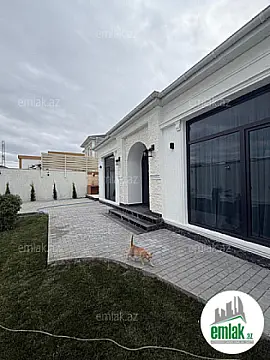 Satılır 4 otaqlı mənzil 120 m²