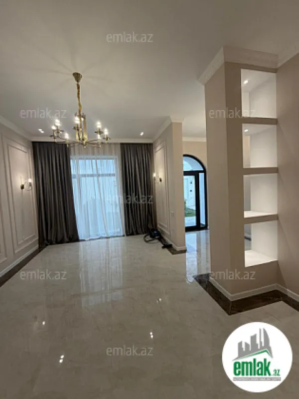 Satılır 4 otaqlı mənzil 120 m²