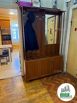 Satılır 4 otaqlı köhnə tikili 86.7 m²