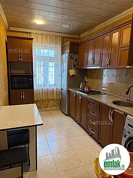 Satılır 4 otaqlı köhnə tikili 86.7 m²