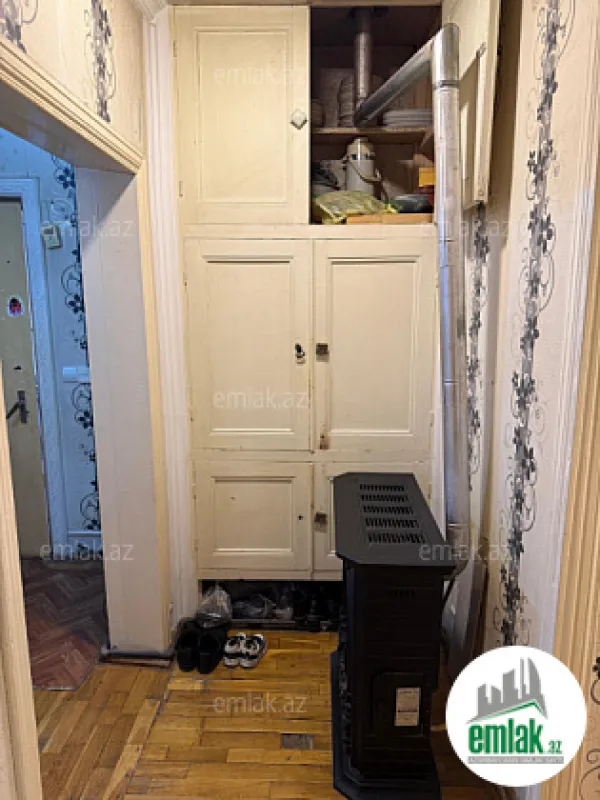 Satılır 4 otaqlı köhnə tikili 86.7 m²