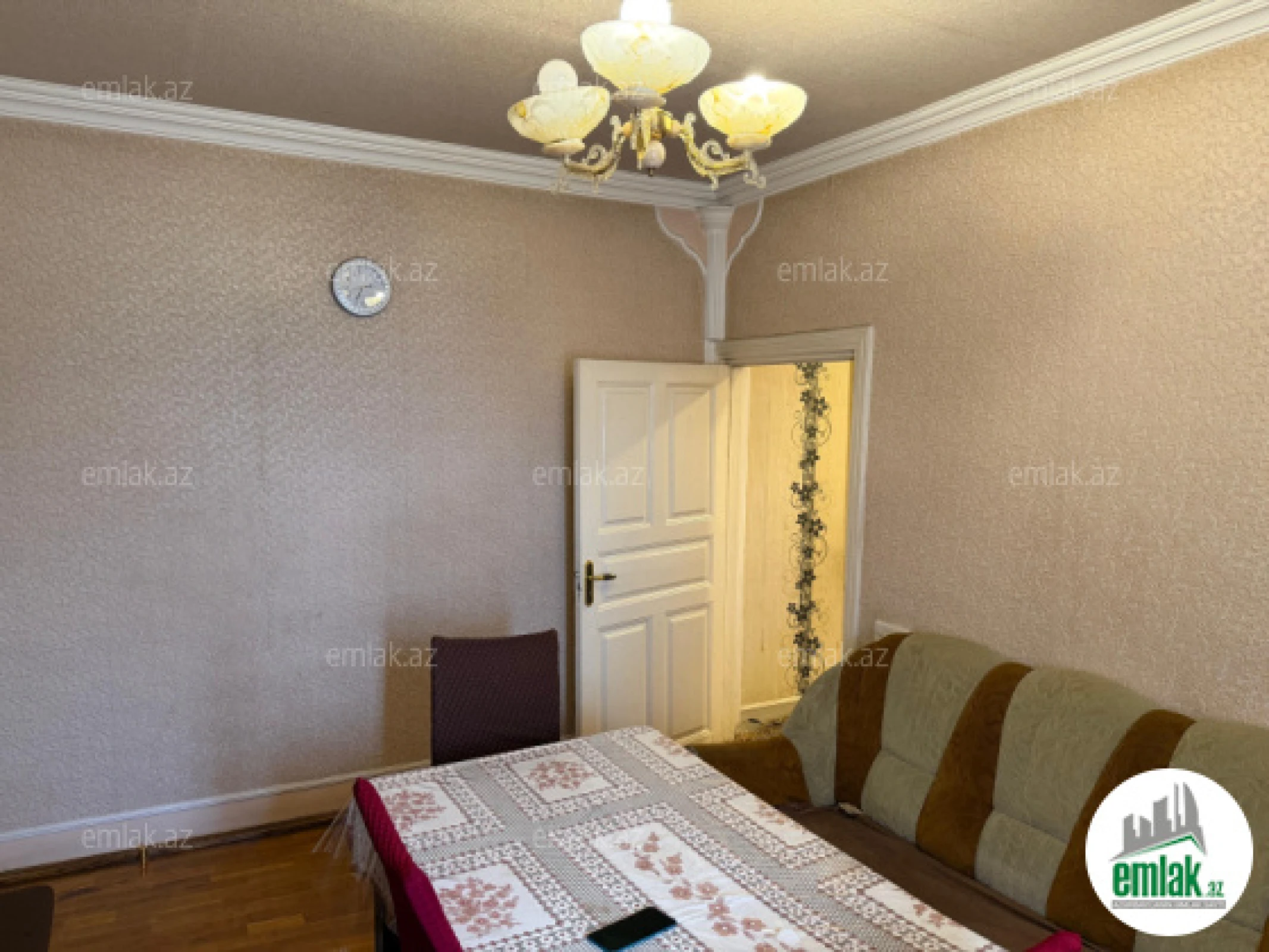 Satılır 4 otaqlı köhnə tikili 86.7 m²