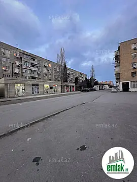 Satılır 2 otaqlı köhnə tikili 53 m²