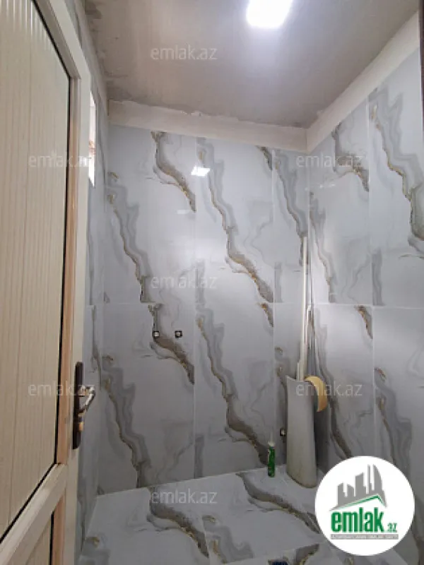 Satılır 2 otaqlı həyət evi 44 m²