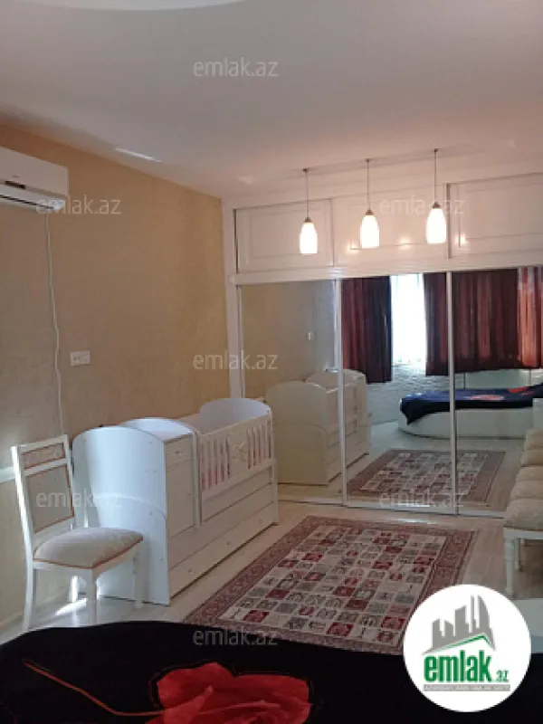 Satılır 2 otaqlı yeni tikili 80 m²
