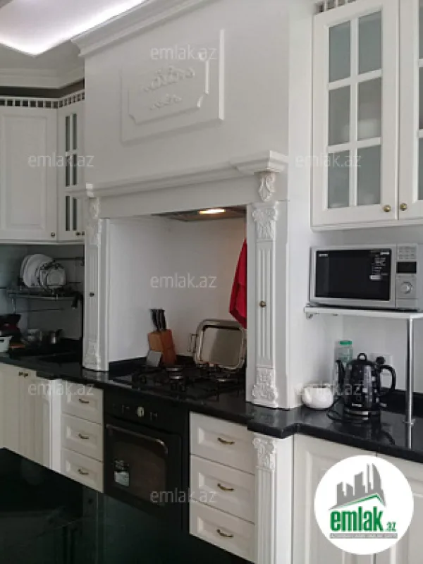 Satılır 2 otaqlı yeni tikili 80 m²