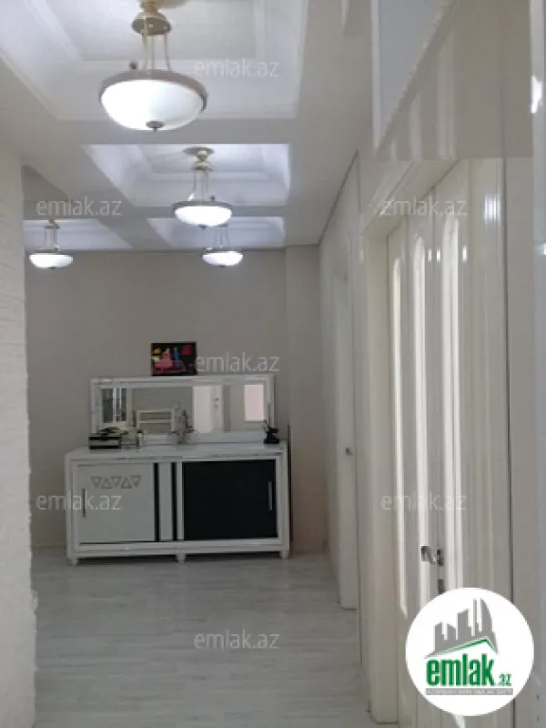 Satılır 2 otaqlı yeni tikili 80 m²