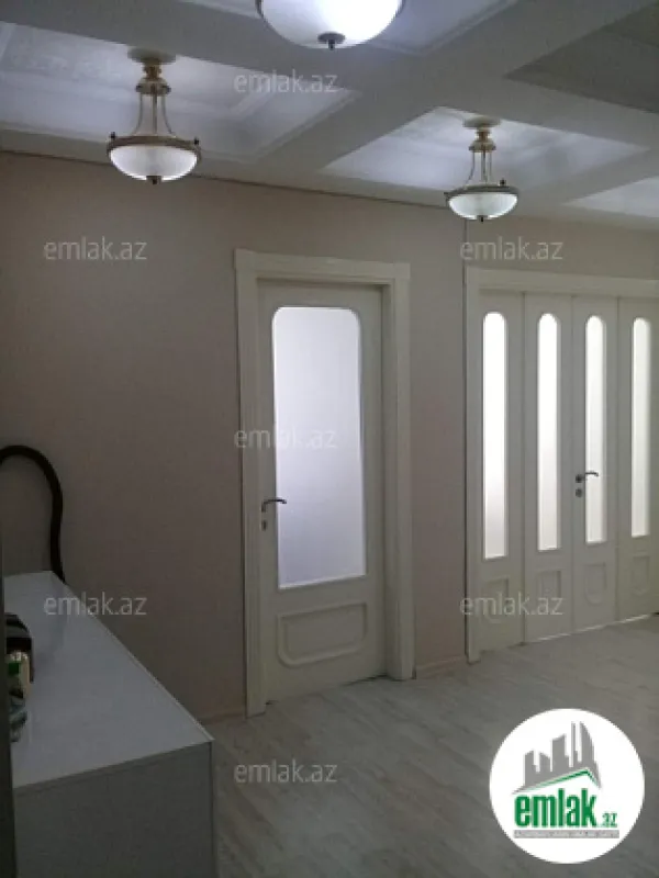 Satılır 2 otaqlı yeni tikili 80 m²