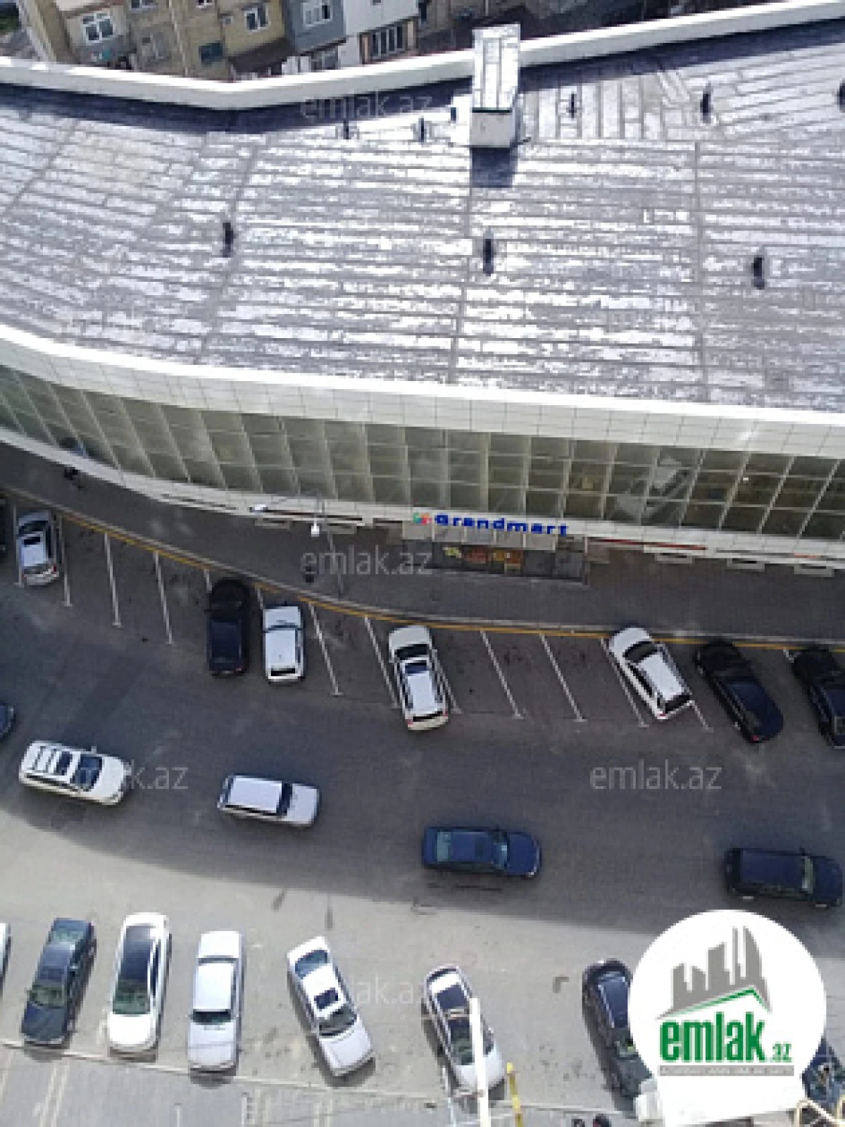 Satılır 2 otaqlı yeni tikili 80 m²