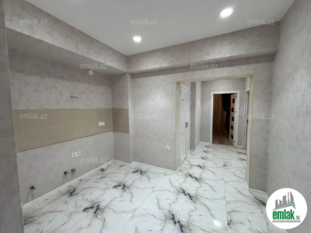 Satılır 2 otaqlı yeni tikili 65 m²