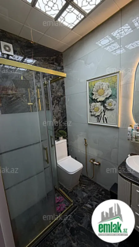 Satılır 2 otaqlı yeni tikili 68 m²