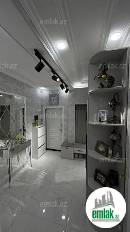 Satılır 2 otaqlı yeni tikili 68 m²