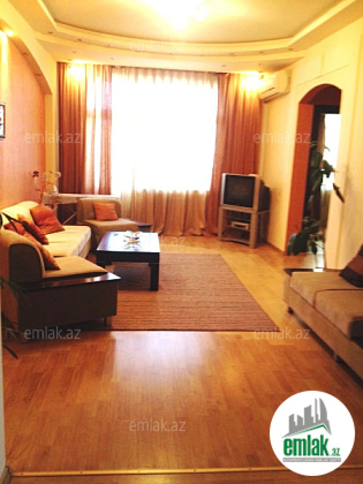 Satılır 3 otaqlı yeni tikili 80 m²