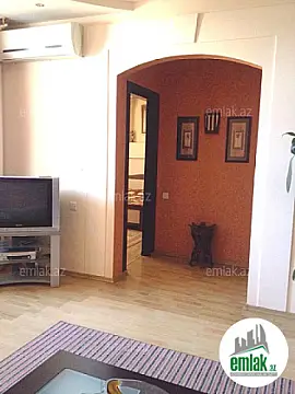 Satılır 3 otaqlı yeni tikili 80 m²