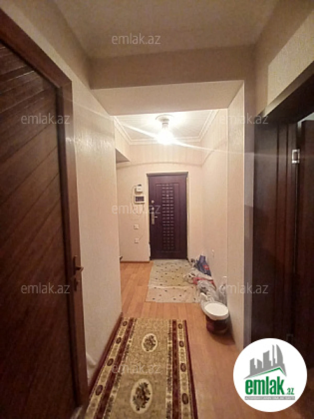 Satılır 2 otaqlı yeni tikili 60 m²