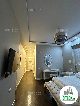 Satılır 4 otaqlı yeni tikili 205 m²