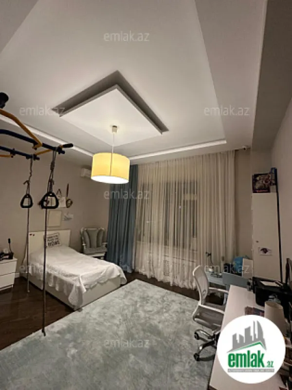 Satılır 4 otaqlı yeni tikili 205 m²