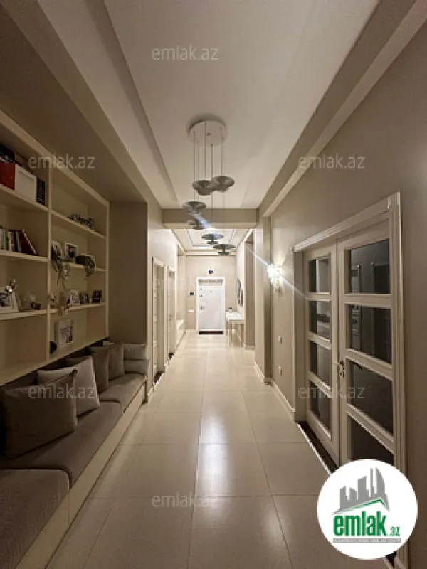 Satılır 4 otaqlı yeni tikili 205 m²