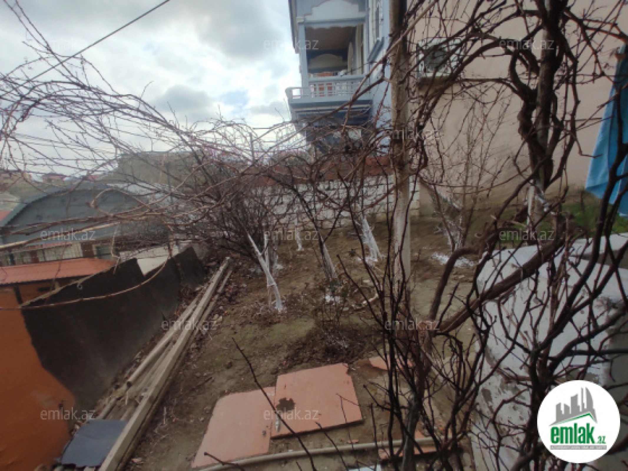 Satılır 3 otaqlı həyət evi 55 m²