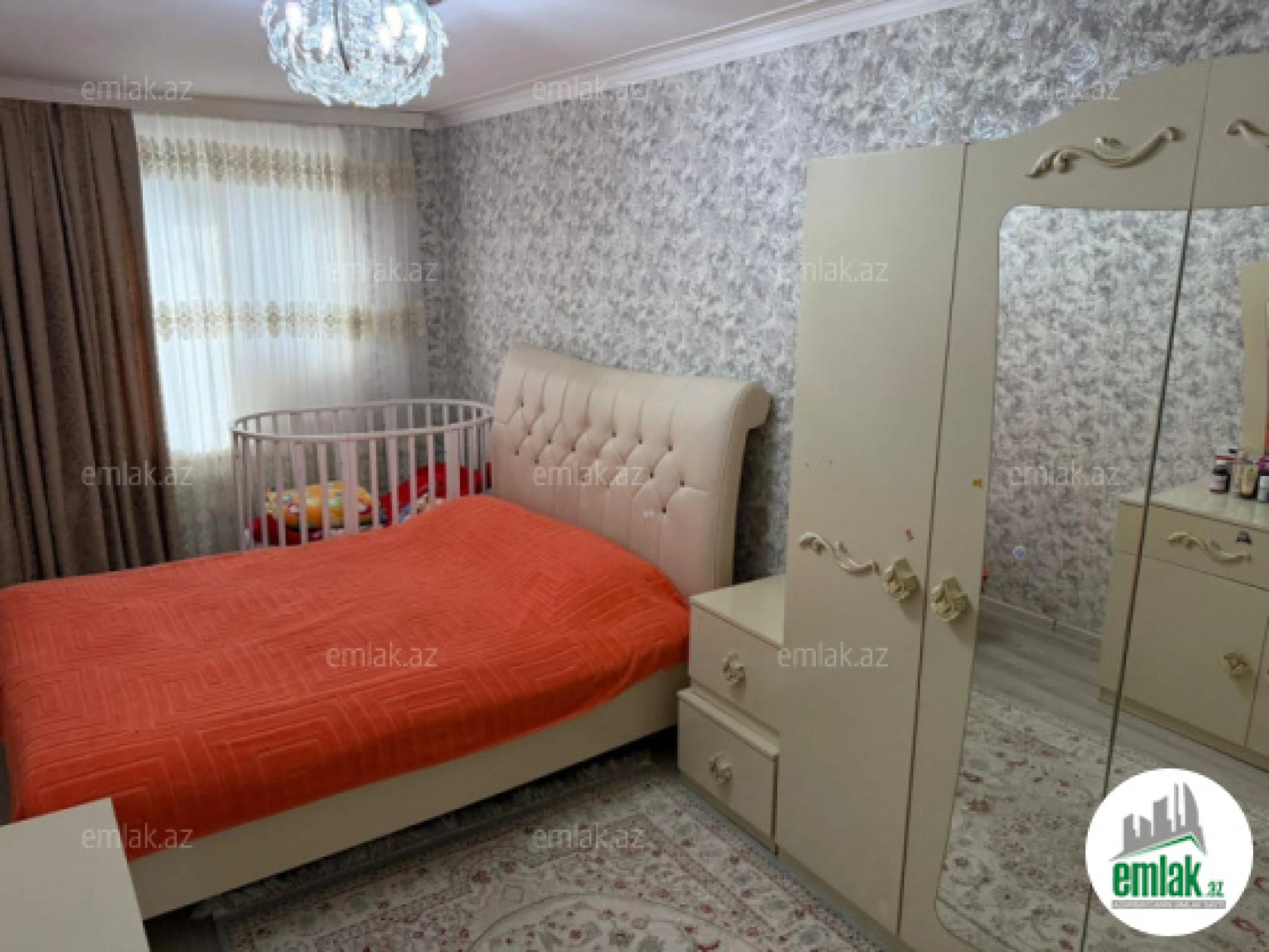 Satılır 3 otaqlı köhnə tikili 60 m²