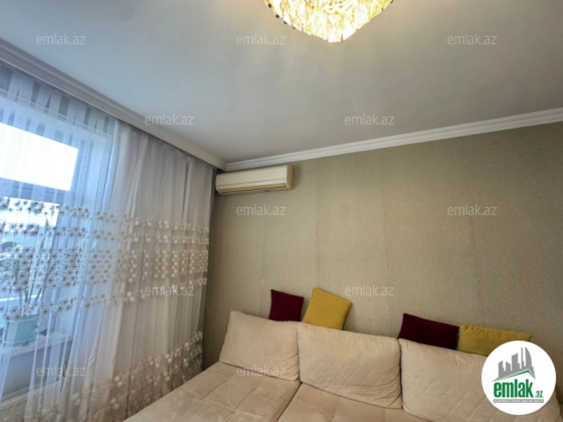 Satılır 2 otaqlı yeni tikili 90 m²