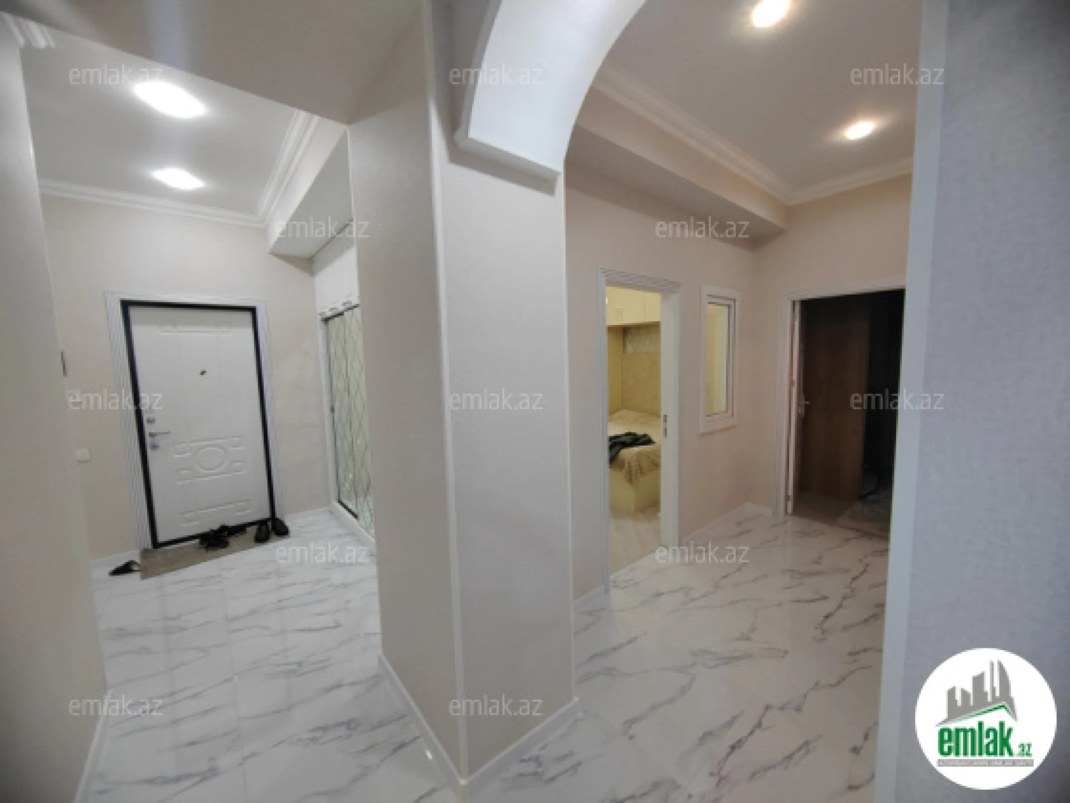 Satılır 3 otaqlı yeni tikili 91 m²