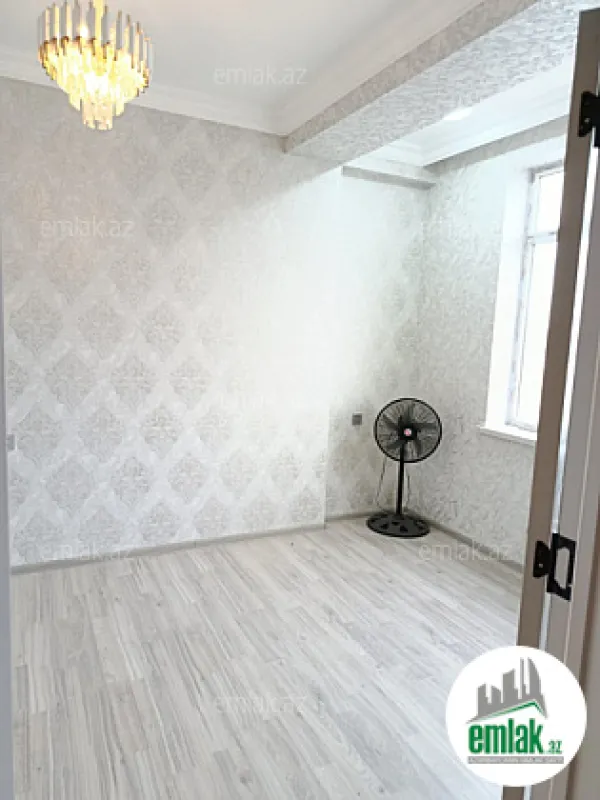 Satılır 3 otaqlı yeni tikili 80 m²